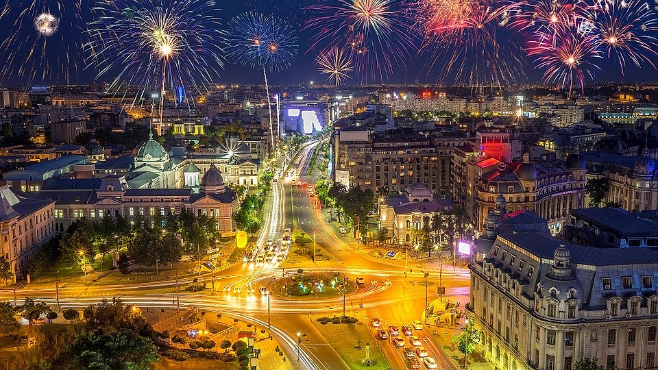 Bucureștenii care nu au prins cabană pentru Revelion se pot distra și în oraș