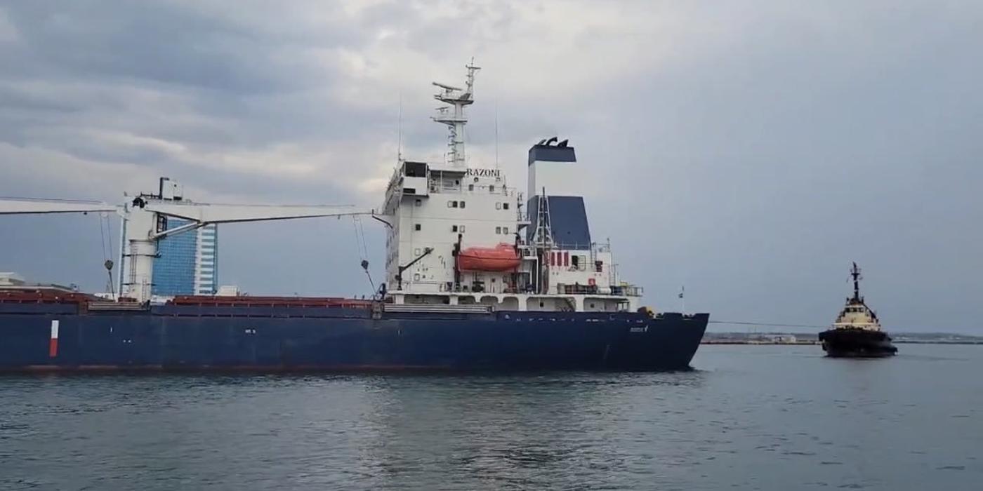 O ultimă navă a părăsit duminică portul Odesa, înainte de expirarea termenului pentru prelungirea acordului cu Rusia privind exporturile de cereale