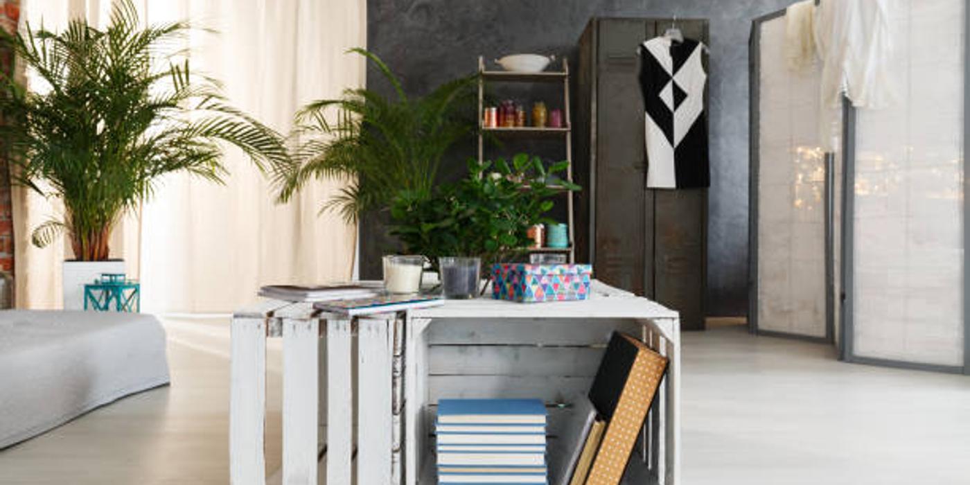 Lemnul reciclat: tipuri, avantaje și dezavantaje în designul de interior