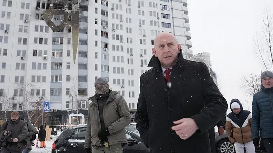 Secretarul britanic al Apărării în Ucraina, după atacul lui Putin cu Oreșnik. Vor oferi rachete cu rază lungă