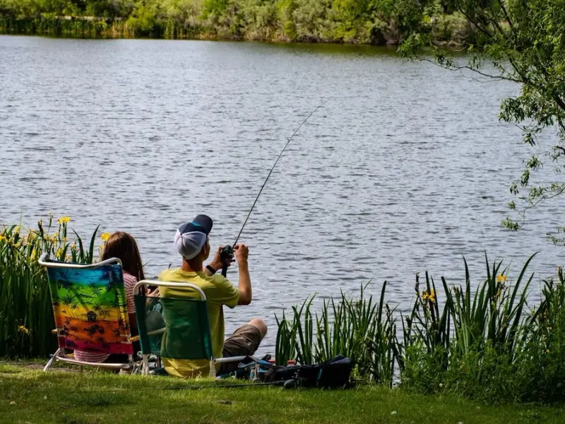 Pat pescuit și spațiul în cort: cum găsești proporția potrivită