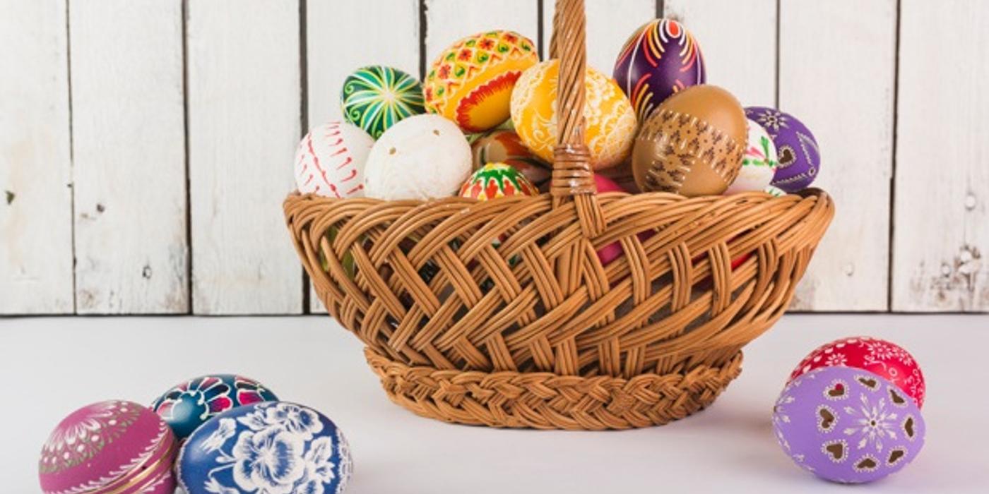 Scurt ghid despre decorarea ouălor de Paşte