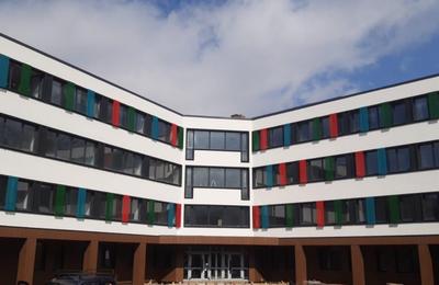 Lucrările la cea mai modernă școală specială din țară, creată la Cluj-Napoca, se apropie de final