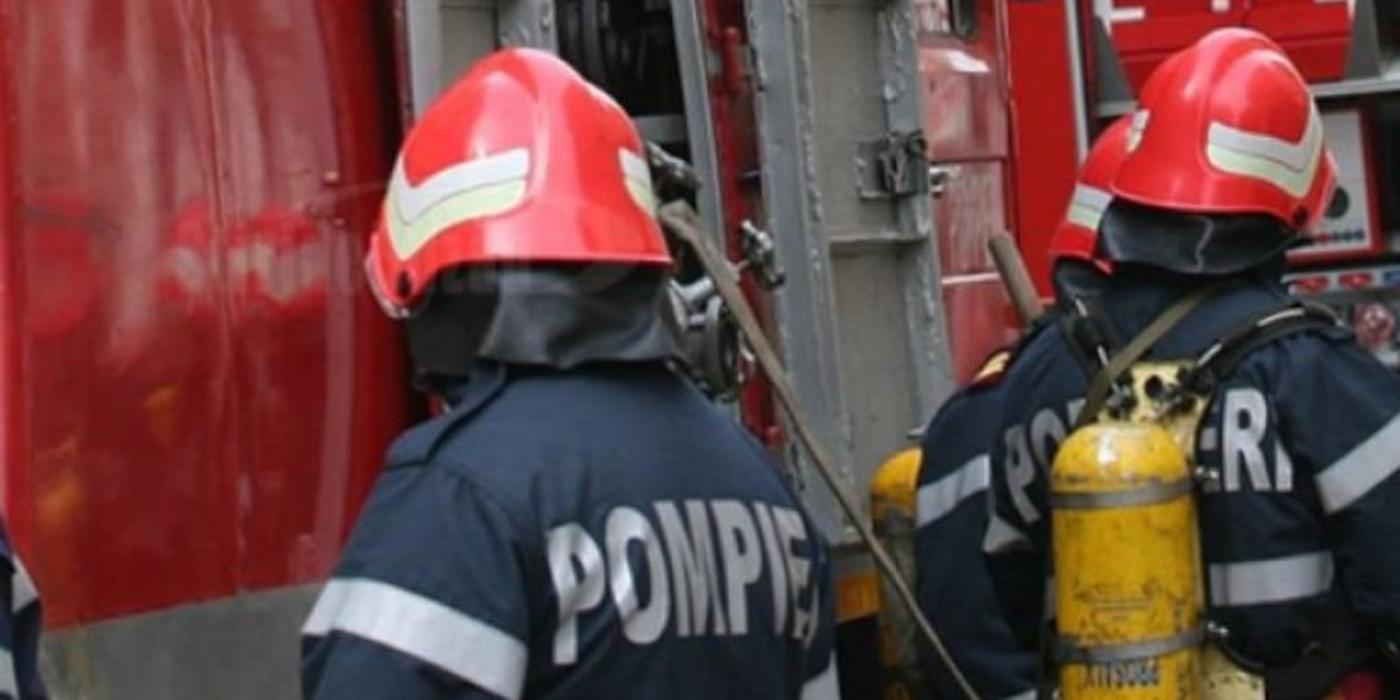 Un incendiu s-a produs în noaptea de duminică spre luni într-un apartament din Cluj-Napoca