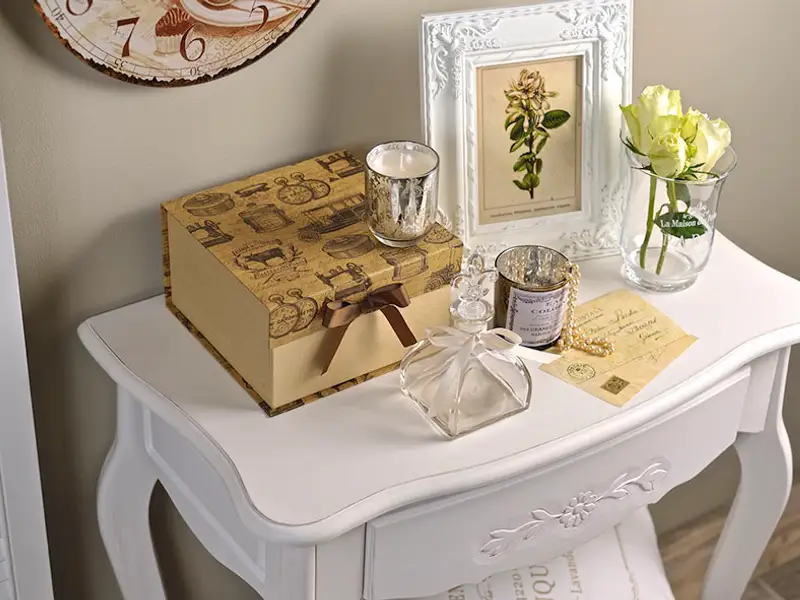 Mobilier personalizat in stil shabby chic sau vintage de la Insignis