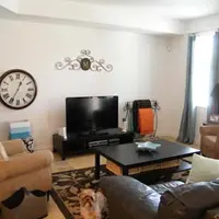 Cum iti vopsesti un perete in dungi (DIY)