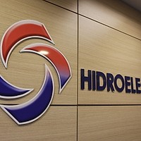 Hidroelectrica și alte companii din portofoliul Ministerului Energiei, obligate să reducă salariile și posturile de conducere
