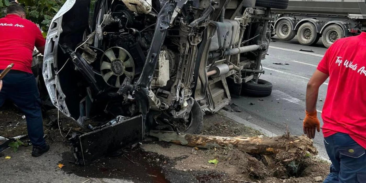 Joi după-amiază s-a produs un grav accident pe Șoseaua Gheorghe Ionescu Sisești din București