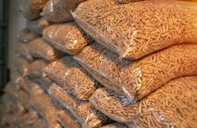 Când este mai avantajos să cumperi peleți în extrasezon