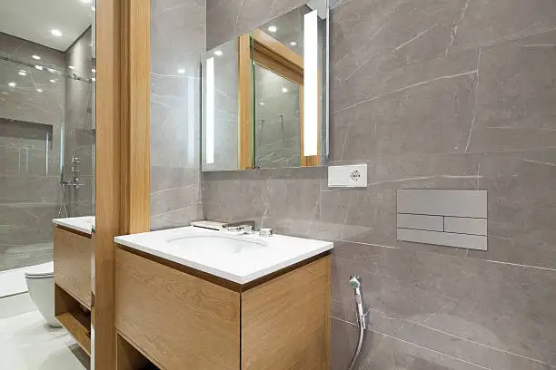 Choosing LED Lighting Fixtures for Your Large Bathroom