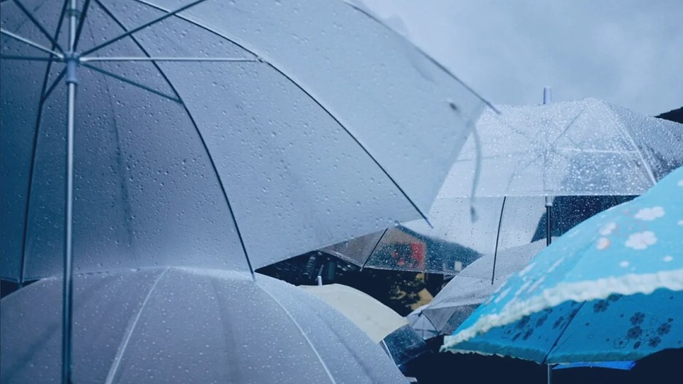 Prognoza meteo, 19 august. Temperaturile vor continua să scadă în următoarele ore. Ploi, vijelii și grindină