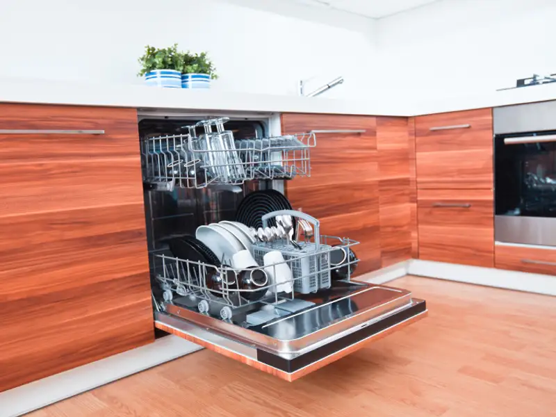 5 avantaje pe care ti le ofera o masina de spalat vase