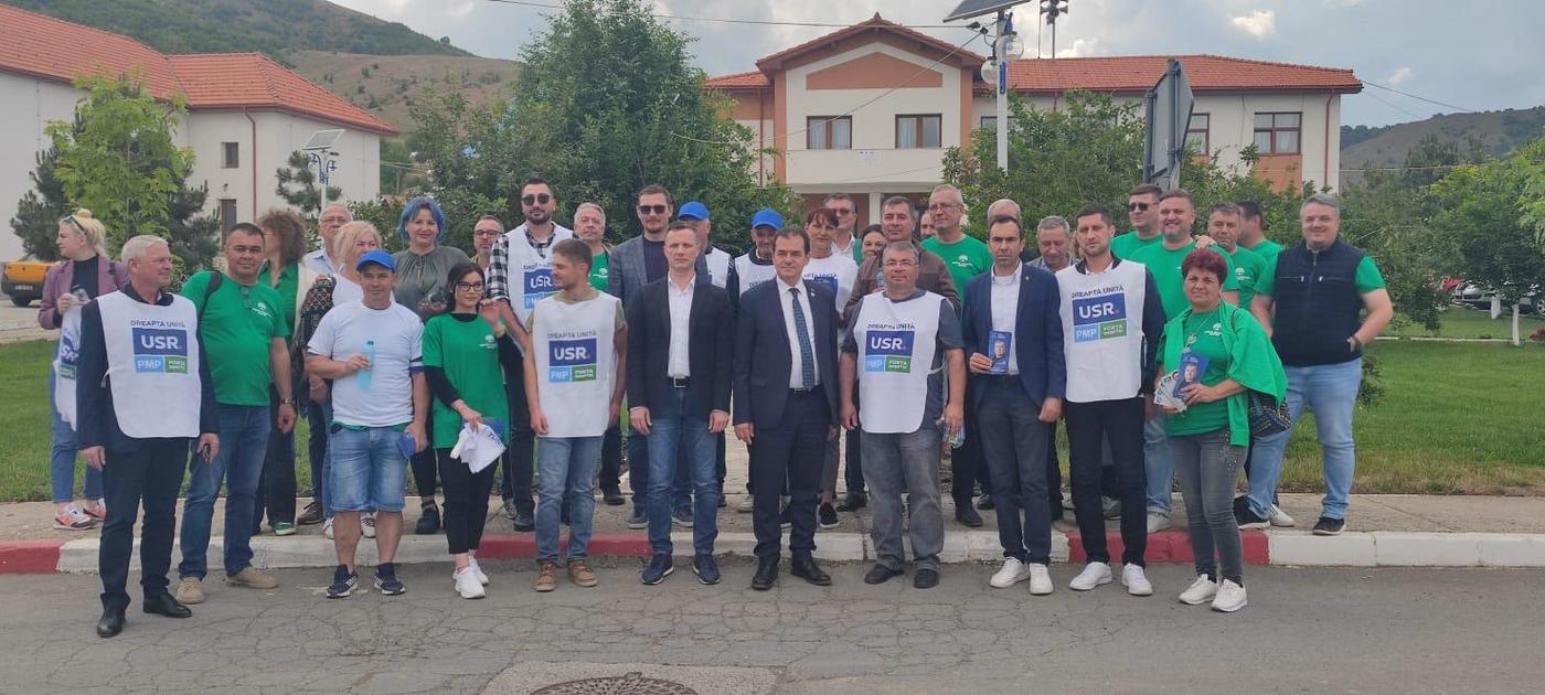 Președintele Partidului Forța Dreptei, Ludovic Orban, a ajuns a doua oară la Tulcea, pentru a fi alături de candidați