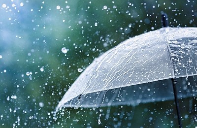 Prognoza meteo, 21 martie. Weekend-ul începe cu ploi, lapoviță și ninsoare. Când se mai încălzește