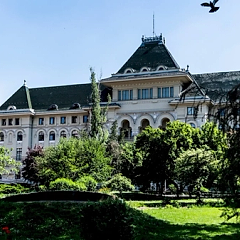 Se redeschid ușile Palatului de pe Bulevardul Elisabeta: Cum poți vizita gratuit Primăria Capitalei în ultimele weekenduri din august
