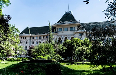 Se redeschid ușile Palatului de pe Bulevardul Elisabeta: Cum poți vizita gratuit Primăria Capitalei în ultimele weekenduri din august