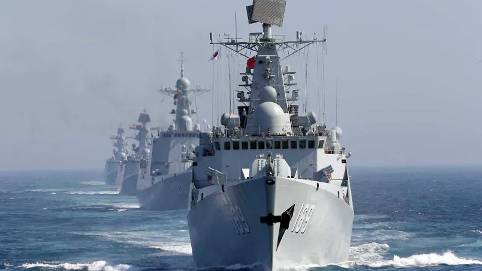 China și Rusia își unesc forțele în Marea Japoniei: au început exercițiile navale comune „de natură defensivă”