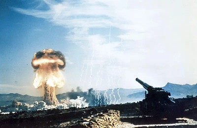 NATO în alertă. Putin testează în septembrie arme nucleare tactice și rachete Oreșnik în Belarus
