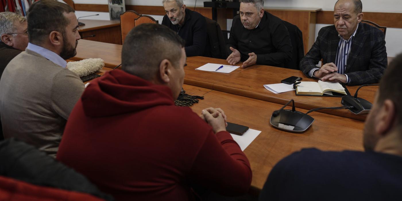 Clubul Fermierilor Români a transmis reprezentanţilor Ministerului Agriculturii şi Guvernului o listă de revendicări: Fermierii români au nevoie de un plan de salvare şi stabilitate financiară, în parteneriat cu Executivul