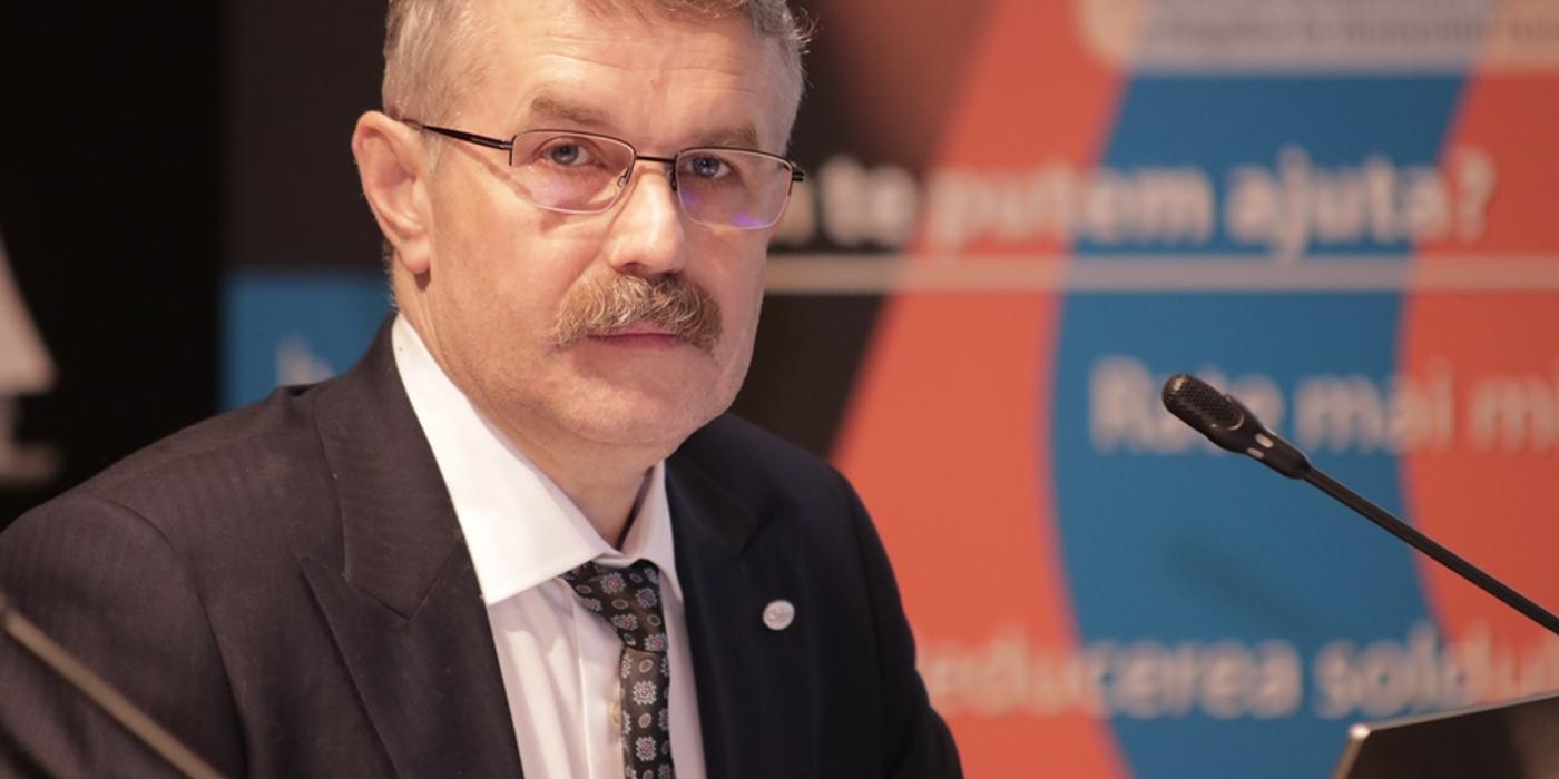 “Recomand altor consumatori să analizeze cât de maleabilă și dispusă să-și ajute clienții este banca cu care au contract”