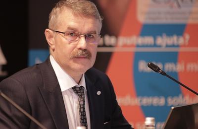 “Recomand altor consumatori să analizeze cât de maleabilă și dispusă să-și ajute clienții este banca cu care au contract”