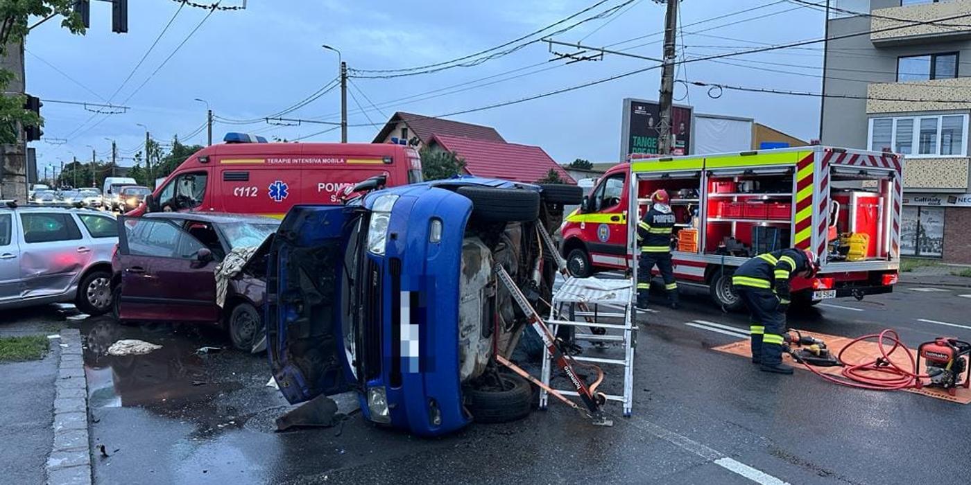 Un accident rutier s-a produs marți dimineață pe strada Traian Vuia din Cluj-Napoca