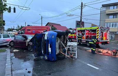 Un accident rutier s-a produs marți dimineață pe strada Traian Vuia din Cluj-Napoca
