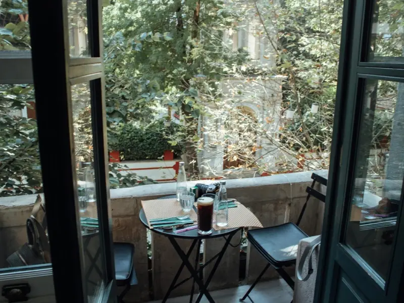 Balconul boem: O oază de relaxare și inspirație