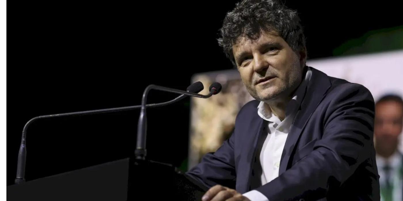 Nicușor Dan: Cam 50% din București are apă caldă acum