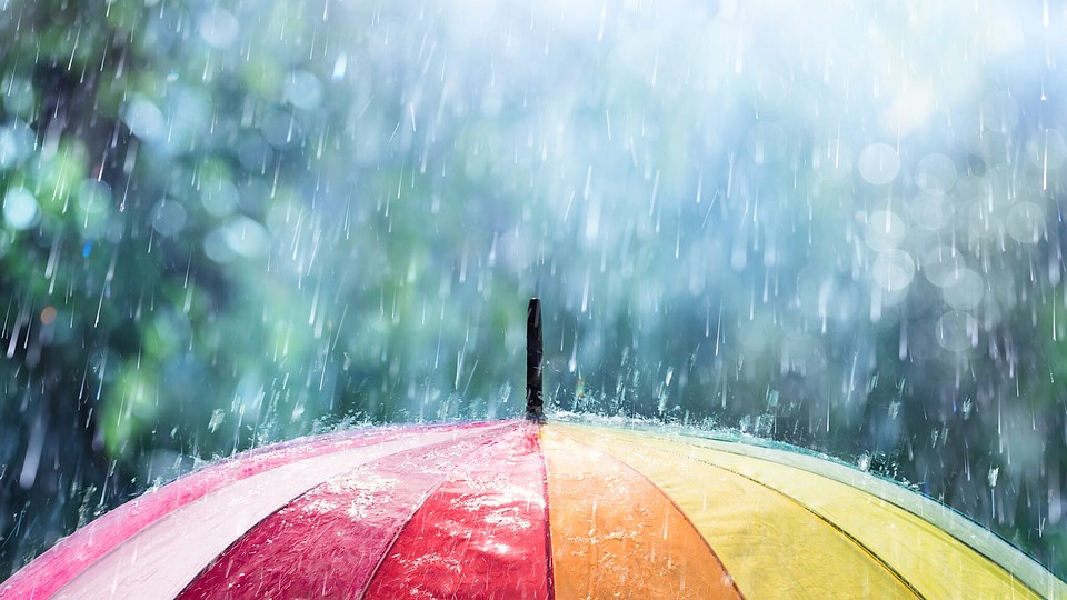 Prognoza meteo, 18 iulie. Finalul de săptămână vine cu ploi torențiale și temperaturi scăzute