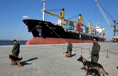 Două nave iraniene se întorc din China cu o încărcătură chimică periculoasă. Ce atac pregătește Teheran?
