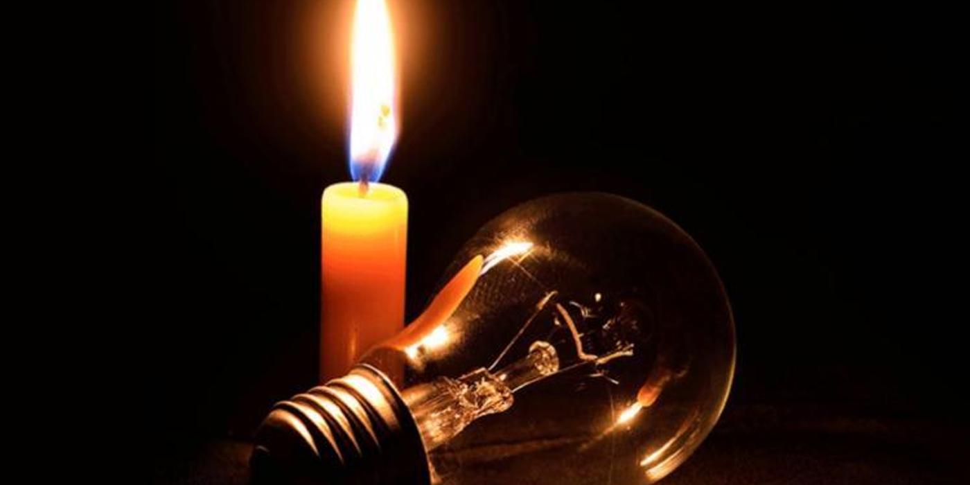 Sute de clujeni și-au petrecut Crăciunul în întuneric din cauza unei avarii majore la rețeaua electrică a județului