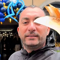 Pescobar dă 200 de euro fiecărui elev care ia 10 la BAC. Mult: cât bacșișul pentru ospătarul de Nuba