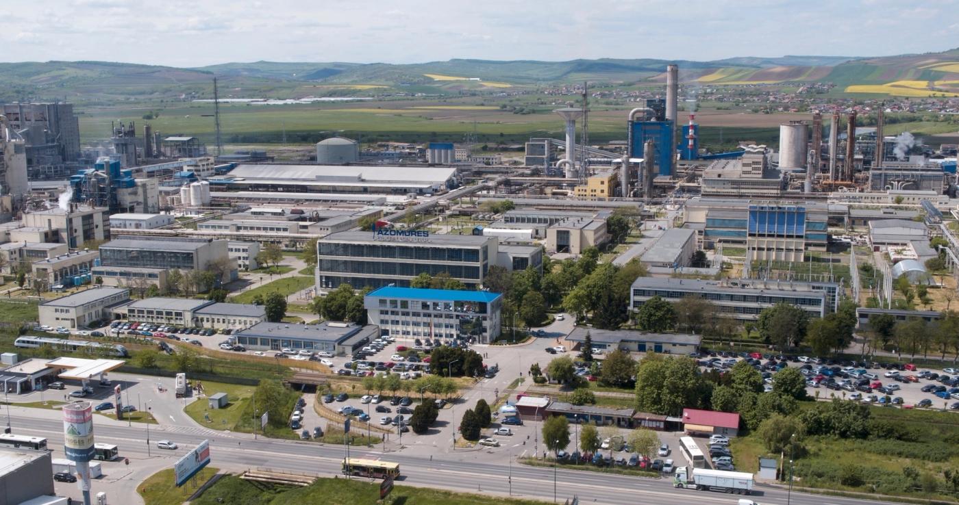 Azomureş anunţă reluarea producţiei de îngrăşăminte complexe NPK, Azotat de amoniu şi Nitrocalcar la 50% din capacitate, din octombrie / Director general: Viitorul este încă incert