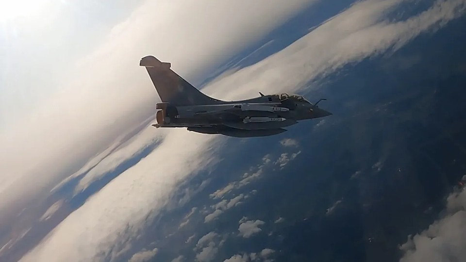 Dronele lui Putin pot străbate 2.500 km până în Spania. Doborârea uneia costă NATO 400.000€