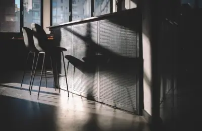 Cum să te folosești de mobilă pentru a-ți crea mici spații de relaxare