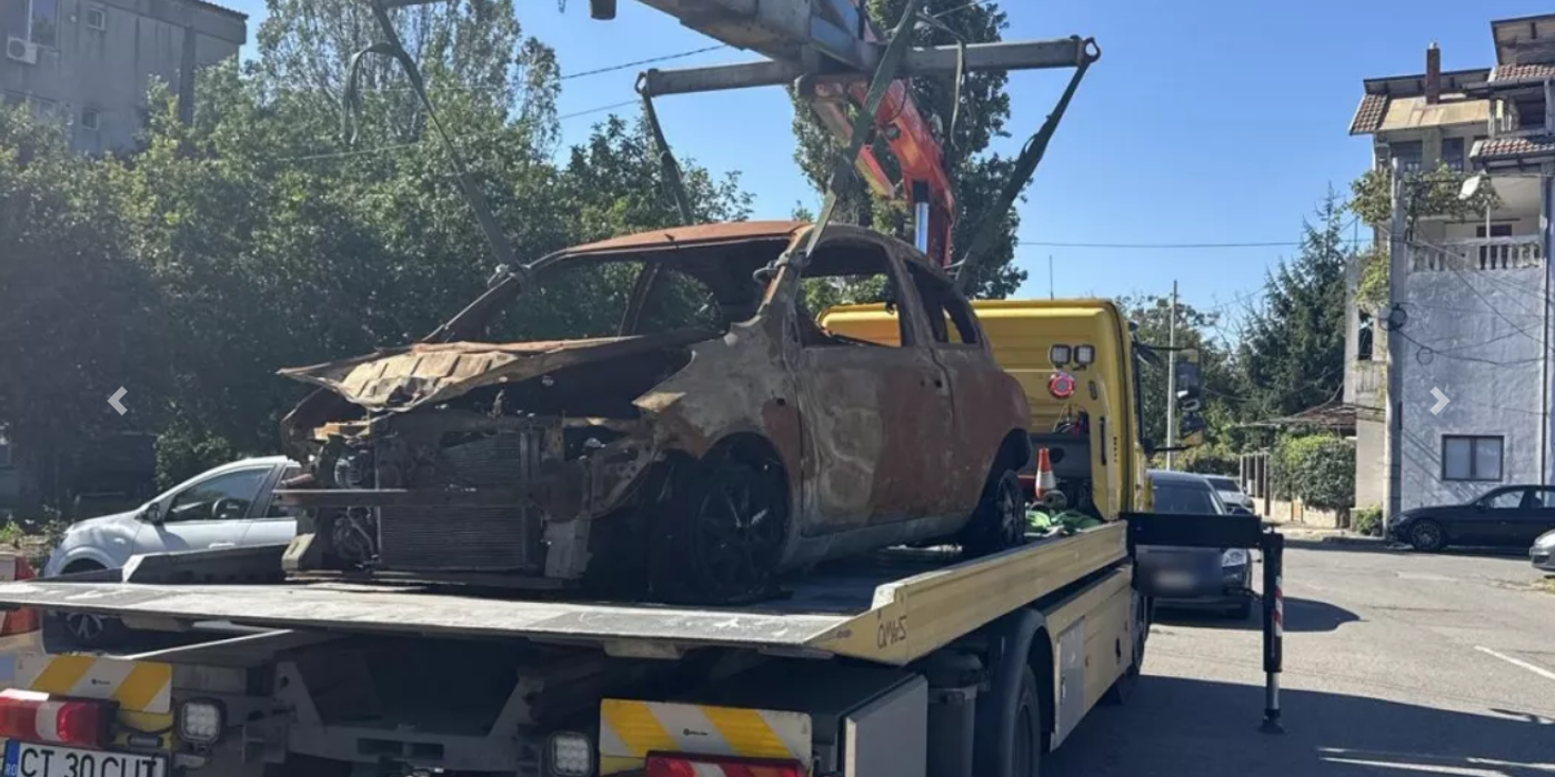 Război împotriva „epavelor” de pe străzile Constanței: Zeci de mașini abandonate ”au fost trase la mal” de Poliția Locală