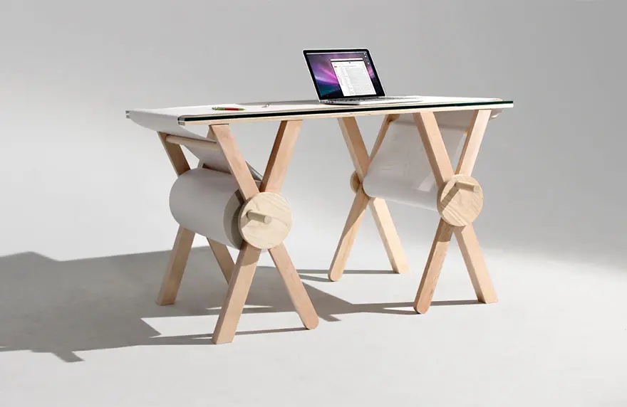 Biroul cu memorie, o piesa inteligenta de mobilier