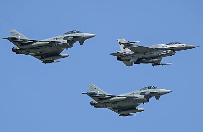 Alertă aeriană în toată Ucraina, rușii atacă. Avioane de luptă, ridicate de urgență de Polonia