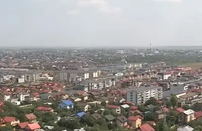 Accesibilitate și localizare – Diferențele dintre apartamentele din oraș și casele din suburbii