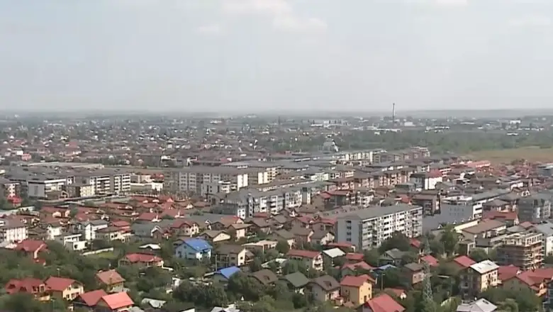 Accessibility and Location: Differences Between City Apartments and Suburban Homes