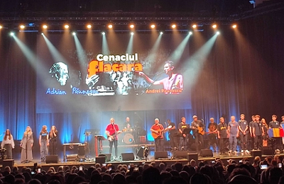 Atmosferă incendiară la concertul Cenaclul Flacăra de la Sala Palatului. Artiștii au răbufnit la adresa clasei politice: Ne vânează Liiceanu, Nicușor și Bolojan. Ne sărăcesc. Am adus Drapelul. Nu mai poți purta tricolorul niciunde azi