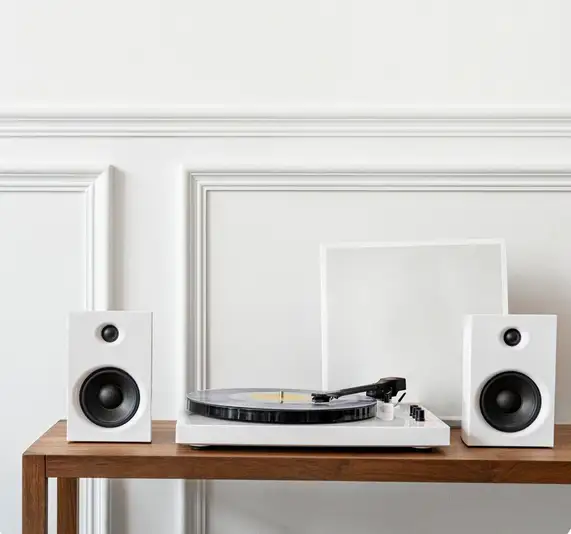 The Perfect Sound in Your Apartment: A Guide to Choosing the Right Audio Speakers