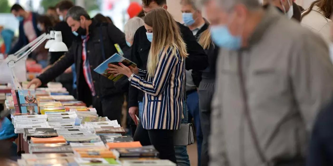De ce am ajuns în coada clasamentului UE la cărți citite. Explicațiile pe care le dau două edituri, un organizator de târg de carte și un antropolog