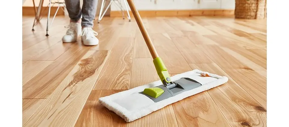 Ghid complet pentru îngrijirea parchetului: cum să-i păstrezi frumusețea ani la rând