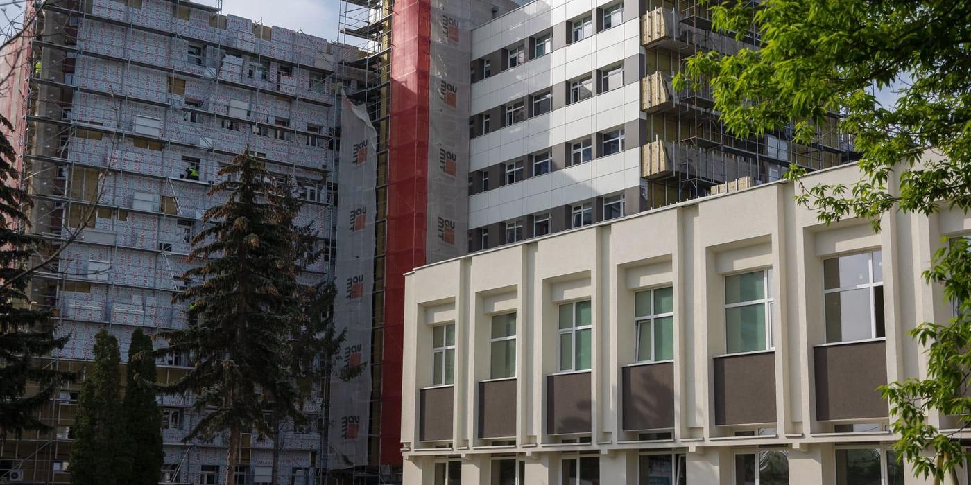 Mihai Chirica: Continuăm proiectul cu finanţare europeană de eficientizare energetică a Spitalului Clinic de Recuperare / Investiţie de peste 40 de milioane de lei