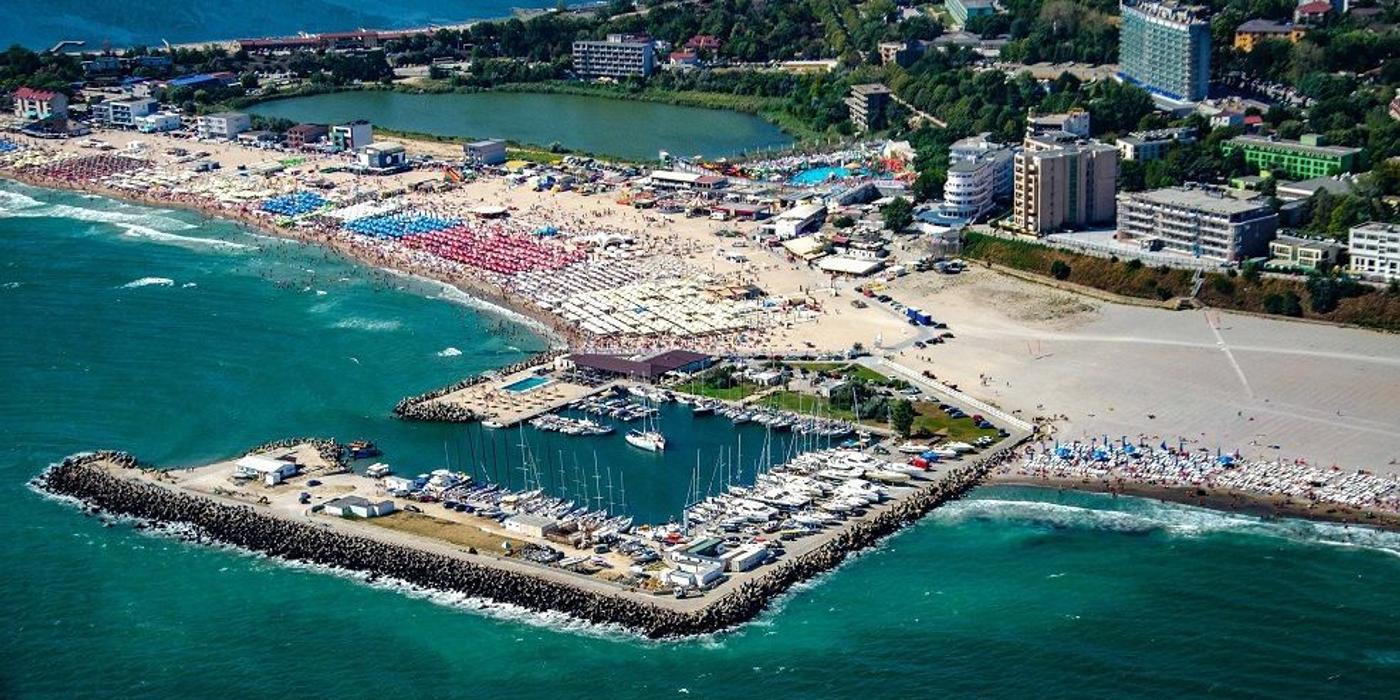 Cercetare Destinaţii Vizionare Aproape un sfert dintre respondenţi nu au fost în nicio vacanţă în ultimul an /În ţară, destinaţia preferată, muntele /În ceea ce priveşte marea, România e opţiunea a jumătate dintre subiecţi, urmată de Grecia şi Bulgaria