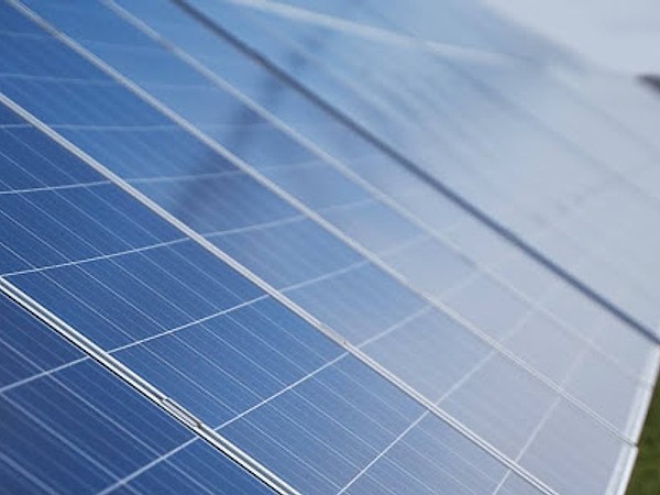 Ce trebuie să știi înainte să îți montezi un sistem solar cu Rominstal Solar