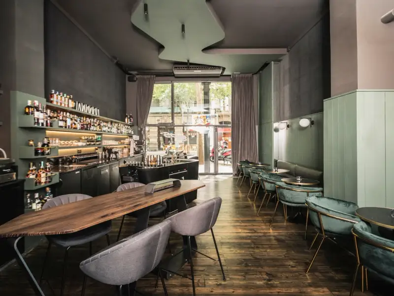 Povestea amenajării barului Sips din Barcelona