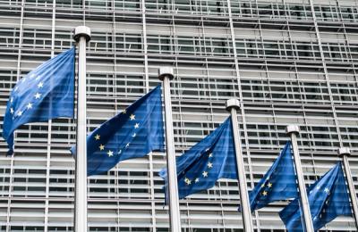 Comisia Europeană aprobă o schemă de ajutor de stat în valoare de 3 miliarde euro notificată de România, menită să sprijine instalaţiile eoliene onshore şi solare fotovoltaice